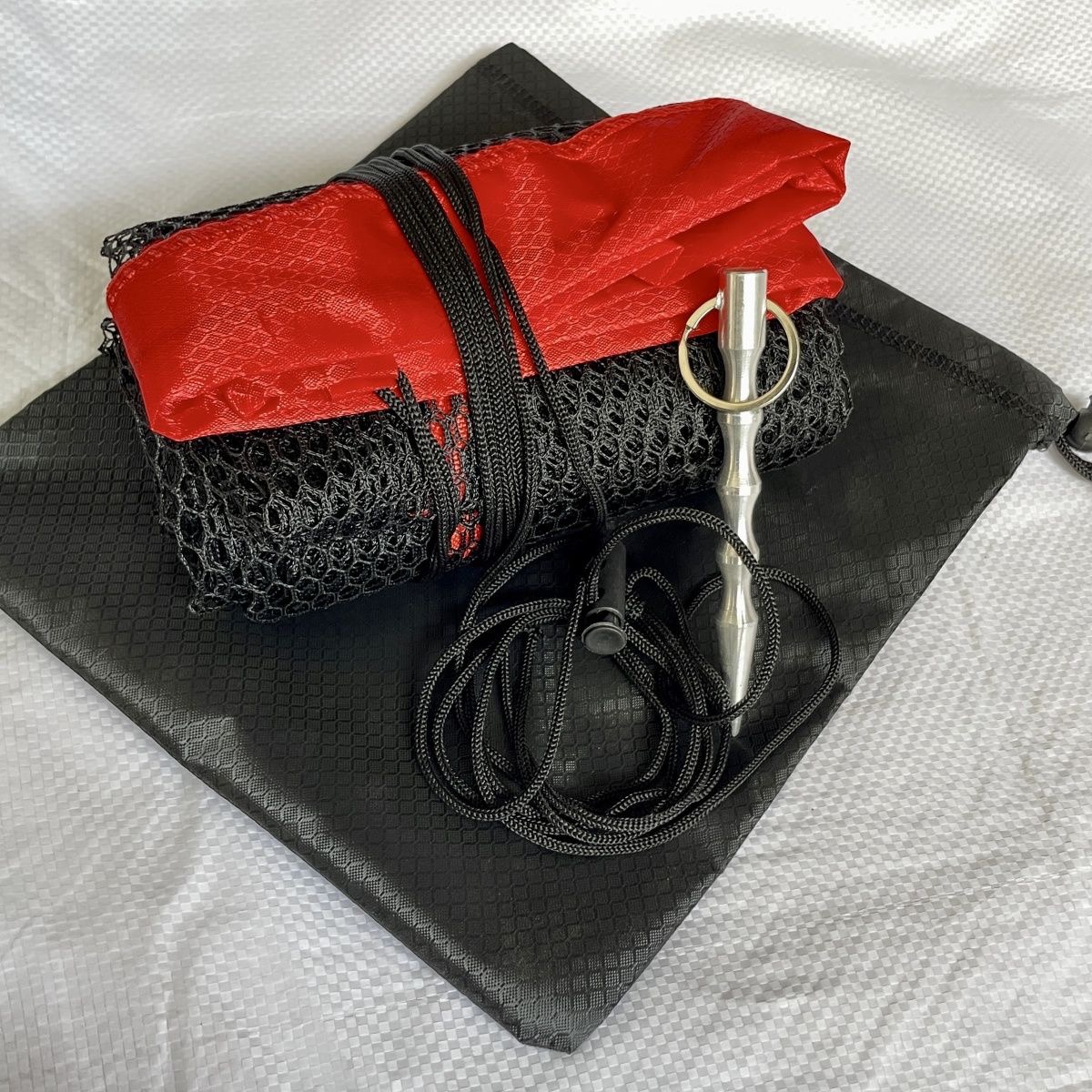 Plus 0.5 m long + rope + floor + bag